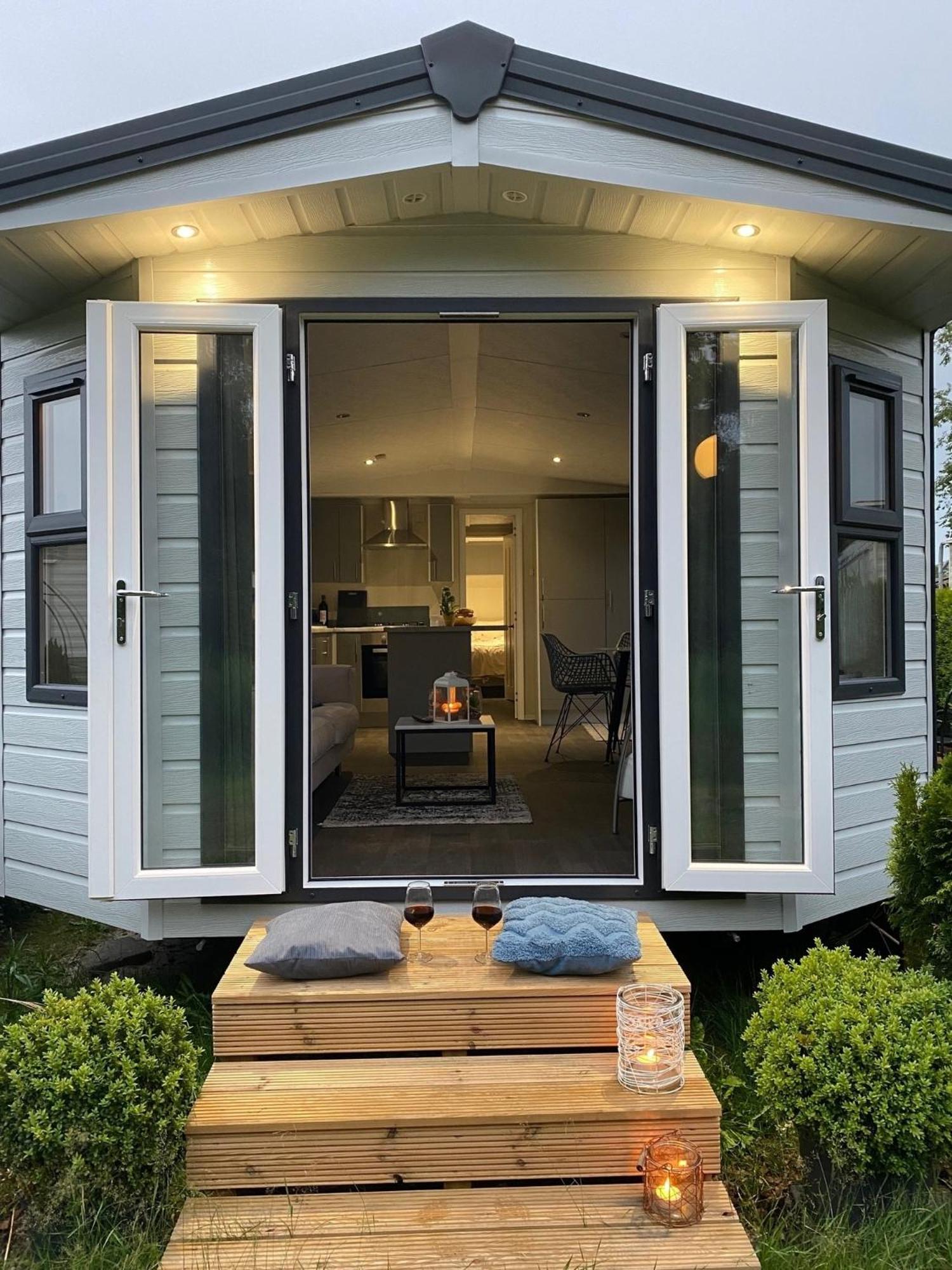 Natur Pur, O4 Neues Ferienhaus Natureingebunden, Familien- Und Hundefreundlich Eingezaeunt Callantsoog Exteriér fotografie